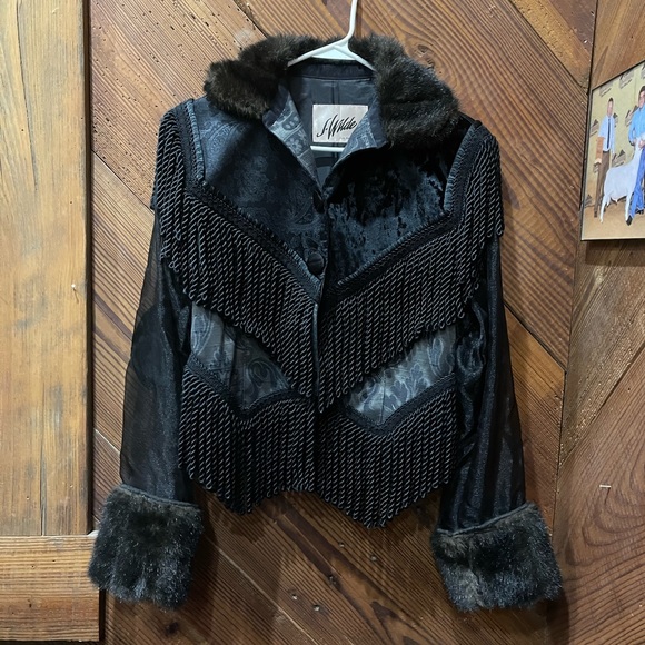 Jacket - Picture 1 of 4